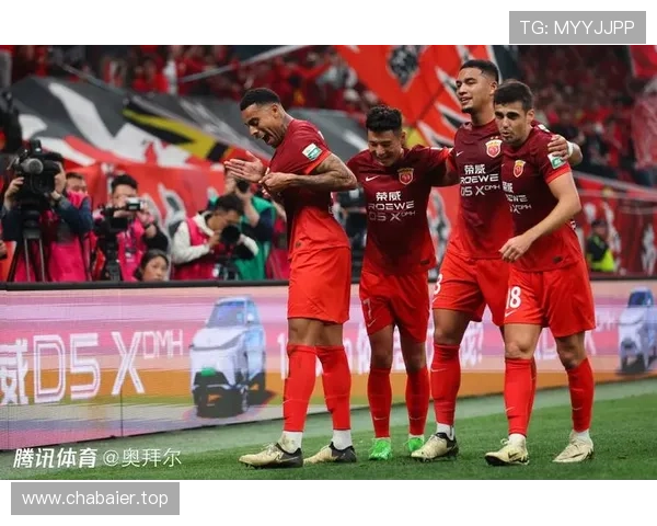 [国内足球]海港队史首夺足协杯 加冕赛季双冠王.