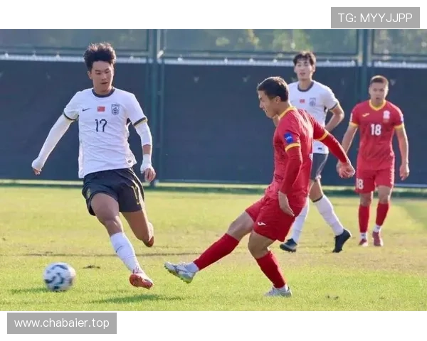 半场国青领先杨铭锐建功苗润东 半场国青领先杨铭锐建功苗润东